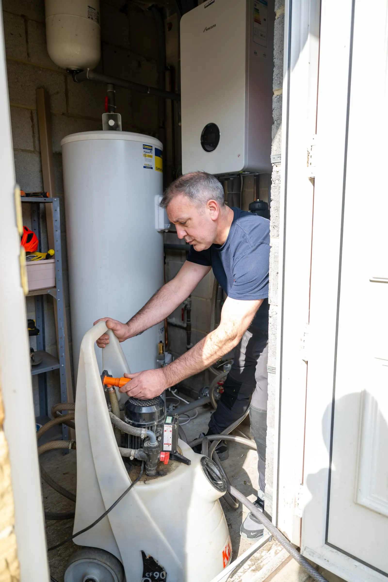 Signs your heating system needs a power flush